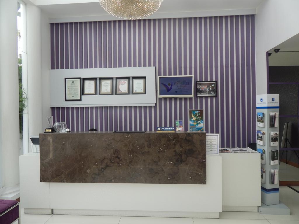 Hotel Vio Surapati Bandung Exterior foto
