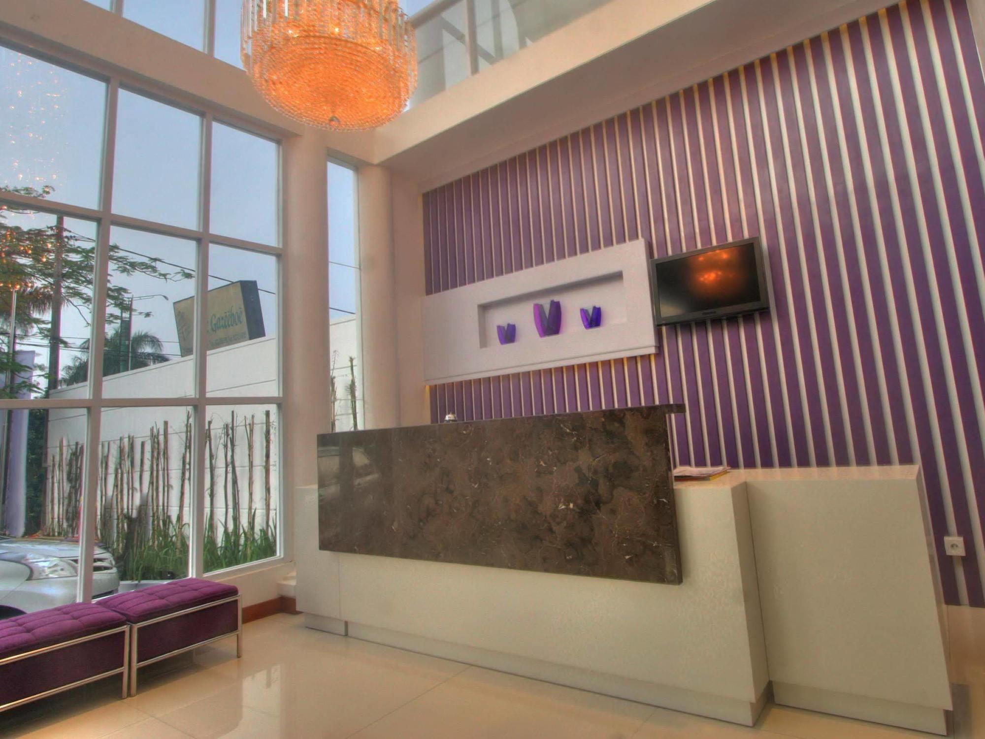 Hotel Vio Surapati Bandung Exterior foto